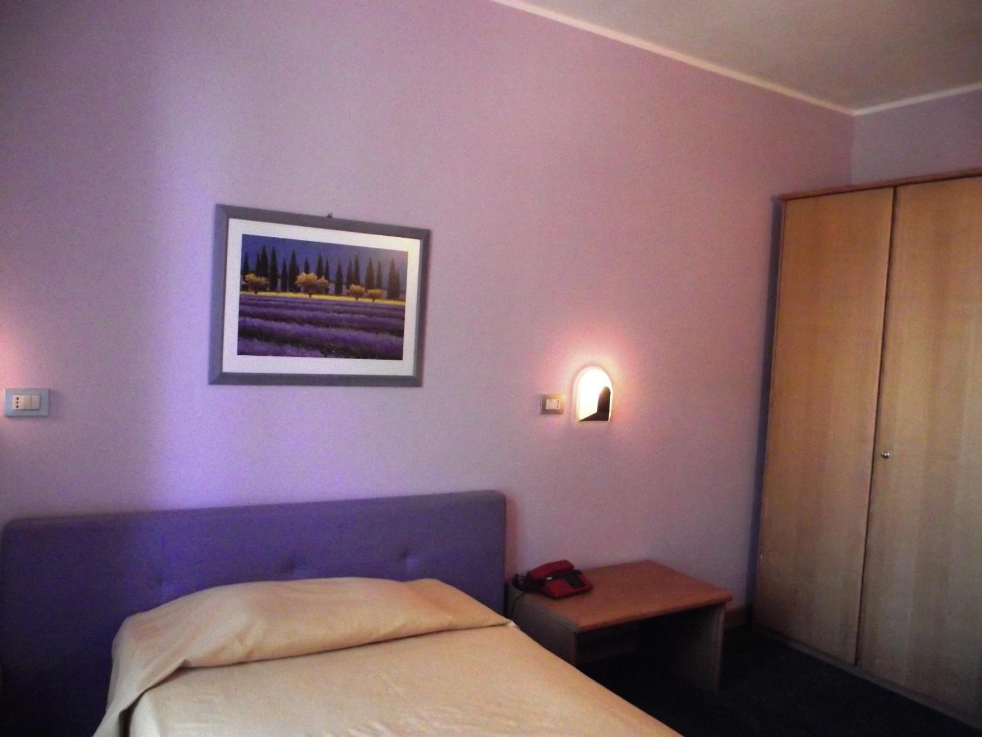 Hotel Ristorante Alla Campagna San Giovanni Lupatoto Pokój zdjęcie